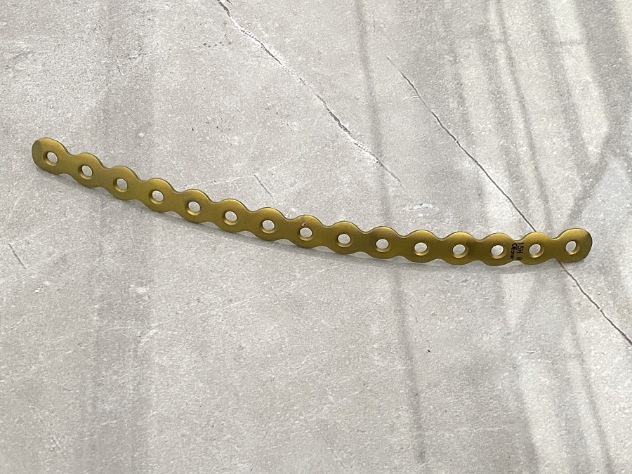 Rib Reconstruction Locking Plate
