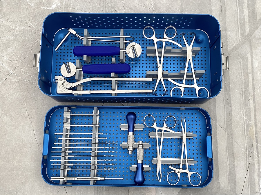 Set instrumen plat pengunci Russtruktur Rusuk Ribstruksi
