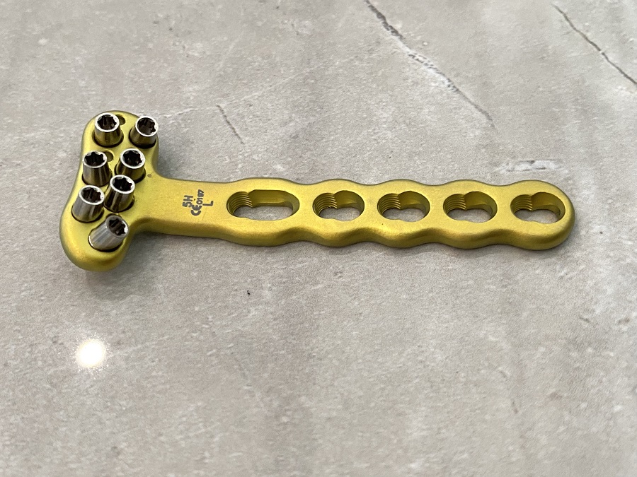 Distal Volar Radial Locking Plate(With Drill Guide)