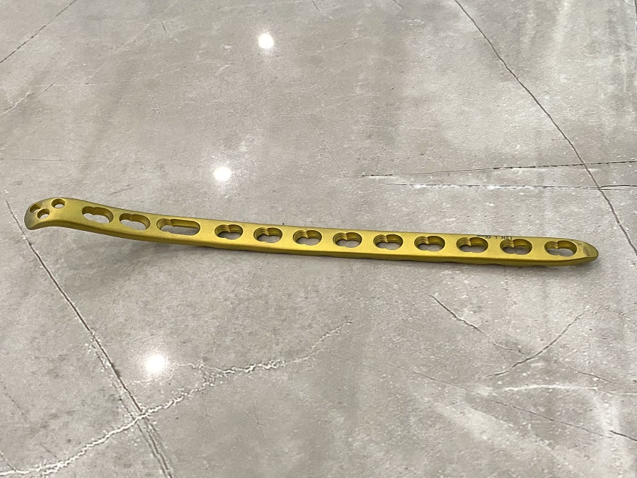 Distal Medial Humeral Locking Plate