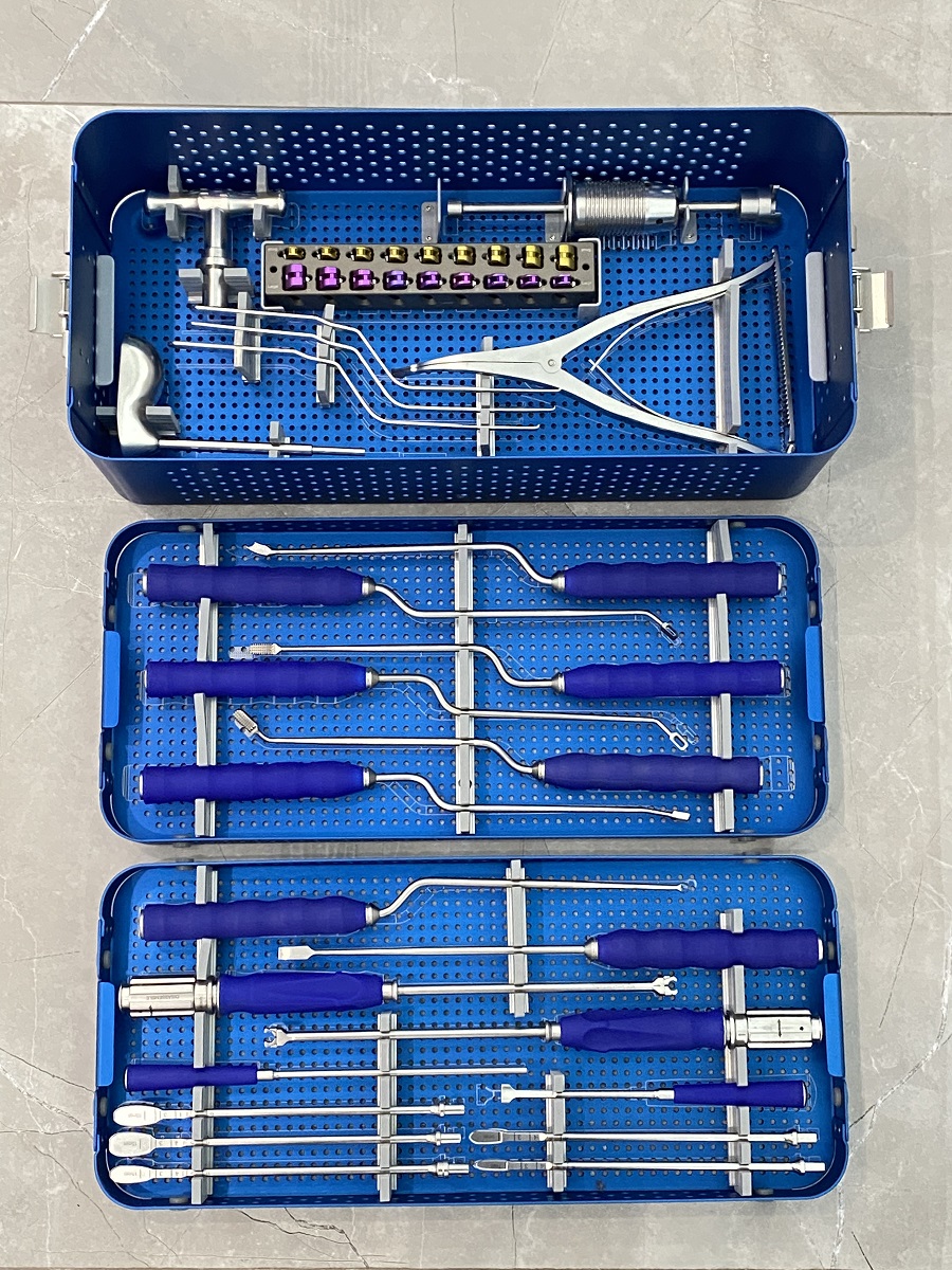 TLIF PEEK Cage Instrument Set
