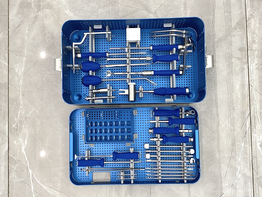 Peek Cervical Cage with Locking Screw Instrument Set